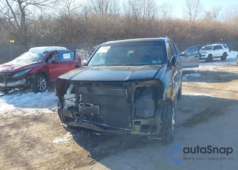 2009 Honda Pilot Touring z USA, uszkodzony, nr VIN 5FNYF48849B026618